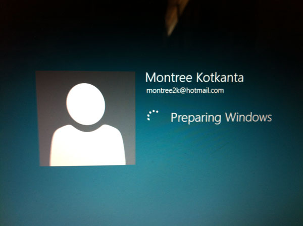 Windows 8 มาแล้ว