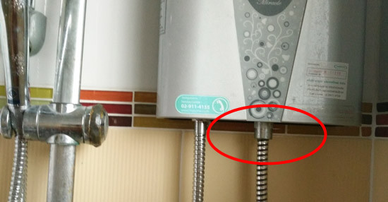 ตัดวาวล์เครื่องทำน้ำอุ่นออกเพื่อเพิ่มความแรงน้ำ