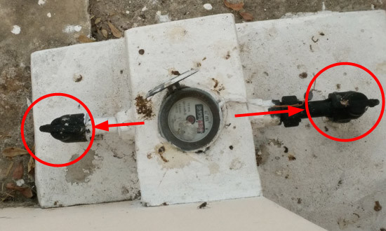 วาวล์และมิเตอร์น้ำประปา