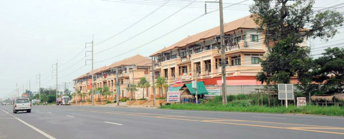 เข้าสู่หมู่บ้านอันอบอุ่นของเรา